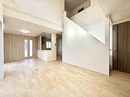 稲城市東長沼　新築戸建　全１棟