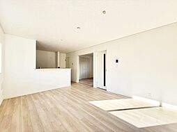 平塚市南豊田第5期　新築戸建　全2棟