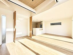 ■生活便利な住環境！陽当たり良好な建築デザイン♪駐車2台可！■綾瀬市大上１丁目