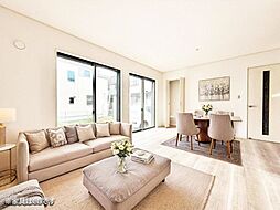 広いお庭が魅力、BBQやプールも楽しめますね♪小中学校も徒歩10分圏内■横浜市泉区和泉が丘２丁目■