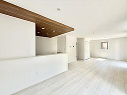 安心の長期優良住宅認定物件！自然豊かな住環境♪駐車2台可！■厚木市まつかげ台■