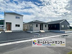 川辺町比久見第1(2号棟) ~クレイドルガーデン~