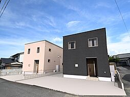 高松市元山町建売(13)(14)　ウォークインクローゼット付き　ZEH住宅