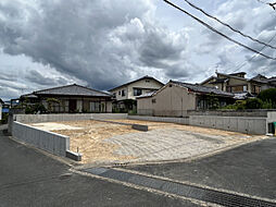 ブルーミングガーデン 亀岡市西つつじケ丘雲仙台2丁目2棟