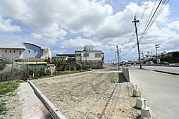 ブルーミングガーデン 八重瀬町東風平1棟