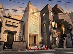 【全1棟】駅徒歩13分、静けさと文化の香りが同居する街に佇む収納豊富な住まい～国立市西2～