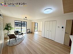 飯田グループホールディングス　グラファーレ橿原市東坊城町1棟