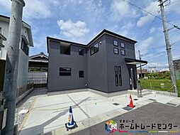 飯田グループホールディングス　リーブルガーデン大和高田市中三倉堂１丁目　全１棟