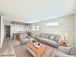 伊勢原市高森２丁目第３　新築戸建　全３棟