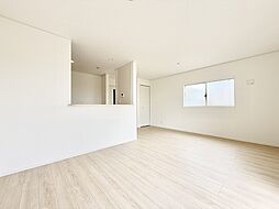 厚木市船子第７　新築戸建　全３棟
