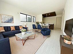 テラシエ　蟹江町桜２期　全５邸