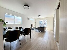 飯田グループホールディングス 四日市市松本5丁目01期 全3邸