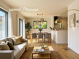 新築デザイナーズ分譲住宅全2棟　ラスト1棟　大型シューズインクローゼット完備　港北区新羽町