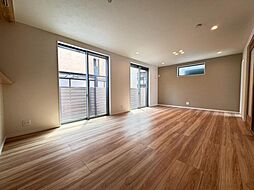 世田谷区砧1丁目　【内見可能】ゆとりの2階建×陽当り良好1階LDKは19帖×ハイグレード仕様設備
