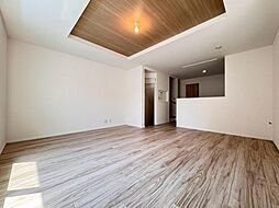 豊島区千早4丁目　【内見可能】限定1棟×南道路につき陽当り良好×駅徒歩6分好立地