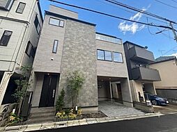 中央線「阿佐ヶ谷」駅徒歩7分。LDK18.0帖で屋上を備えたZEH水準の新築戸建です。