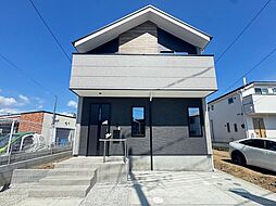京王線「分倍河原」駅徒歩13分。各屋収納を備えた2LDK・S～4LDKのZEH水準住宅。