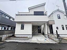 JR中央線「国立」駅徒歩10分。吹き抜けのあるLDK約16.9帖と小屋裏収納を備えた2SLDK