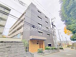 プラキドゥム