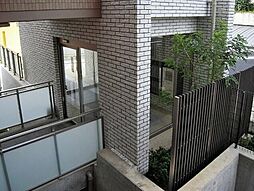 コロッサル六地蔵