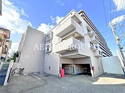 リズ市川平田