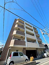 イーストキューブ