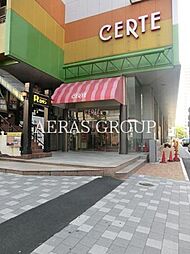 横浜中華街口駅前一棟建物