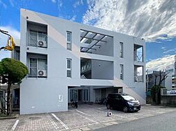 コートヴィラ・サヌイ 2011