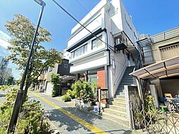 プラトウハウス