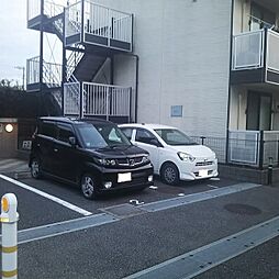 レオパレスカミーリア