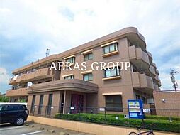 アドリエンヌ川口