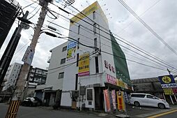 三角マンション 203