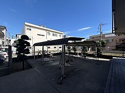 レオパレスリリー