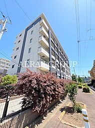 ファミリアレアーレ