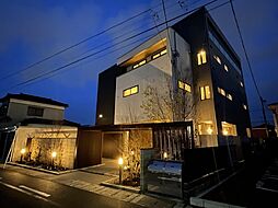 シャーメゾンプレミア鐙 201