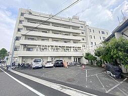 代田ウエスト