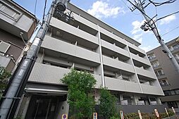 イー・ウエスト