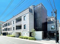 La Perla Ichigaya-Sadoharacho