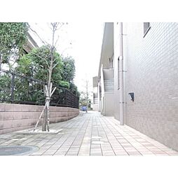 コン・プリオ城南 208