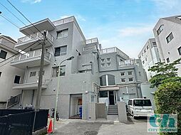 セントラルエビヤ 402