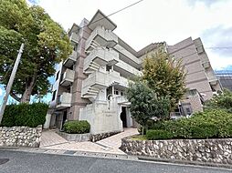 西宮市一里山町