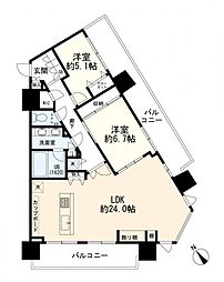 プリズムタワー