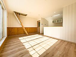 八王子市中野上町４丁目の一戸建て