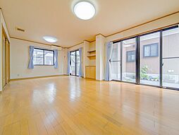 青梅市師岡町２丁目の一戸建て