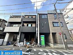 池上新町2丁目　南東角地に位置し開放感のある3階建て邸宅