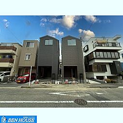 古市場2丁目　20帖超のゆとりのリビングの3階建て邸宅