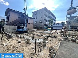 小杉陣屋町1丁目　5帖超4室とゆとりのリビングの3階建て邸宅