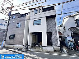 池上新町2丁目　ＷＩＣと納戸のある3階建て邸宅