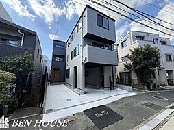 上平間　　ウォークインクローゼット完備の3階建て邸宅