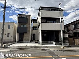 大島5丁目 約20帖のゆとりのLDKのある3階建て邸宅